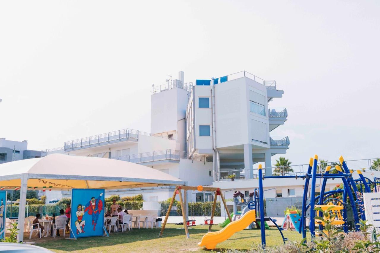 Seapark Spa Resort Giulianova Exteriör bild