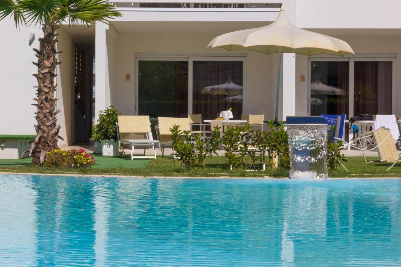Seapark Spa Resort Giulianova Exteriör bild